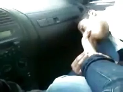 В български порно сайт тренировъчната кола имаше добра тройна кабала.