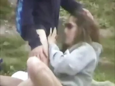 Млад мъж и зряла дама се порно българско порно чукат.