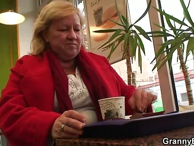 Приятел прецака жена. българско домашно порно