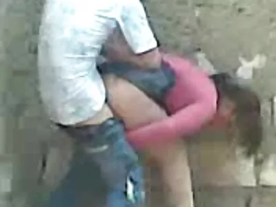 Чука момиче в balgarsko porno video дупето.