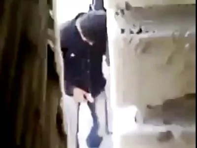 Млада българскопорно дама и възрастни хора.