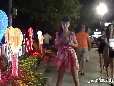 Оценено зряло български порно дупе.