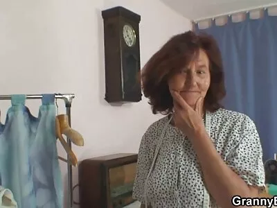 Обърна се към порно с български звезди него .